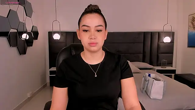 CelestePalmer  online show from February 16, 10:00 am