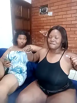 1Blackertheberry1 online show from September 21, 1:24 pm