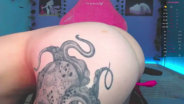 Snapshot of Scarlettsrorm chatting on September 15, 5:07 am Scarlettsrorm online show from September 15, 5:07 am