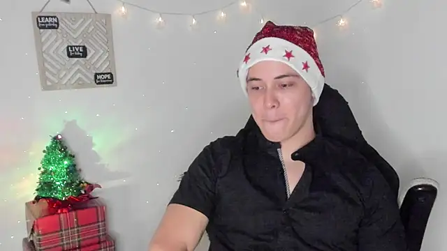 Alan hadid1 online show from December 17, 2:33 am