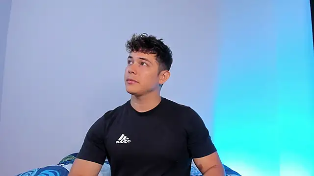 Alan hadid1 online show from September 24, 10:02 pm