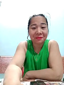 Queen 18200 online show from January 2, 4:20 am