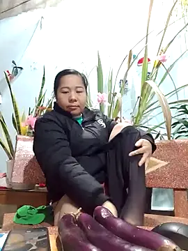 Queen 18200 online show from January 26, 1:09 am