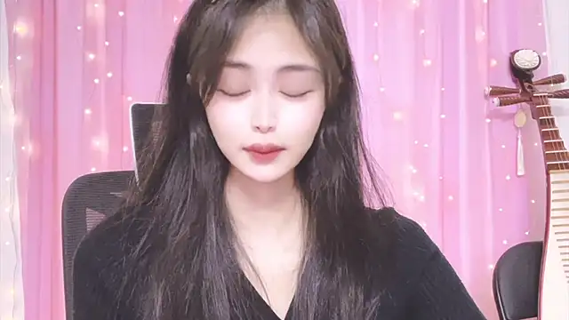 ---MIA--- online show from November 5, 2:06 pm