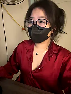 Snapshot of Jenni_nana chatting on December 4, 2:20 am Jenni nana online show from December 4, 2:20 am