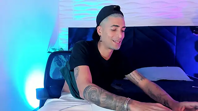 DrakeNeumann online show from November 10, 3:38 am