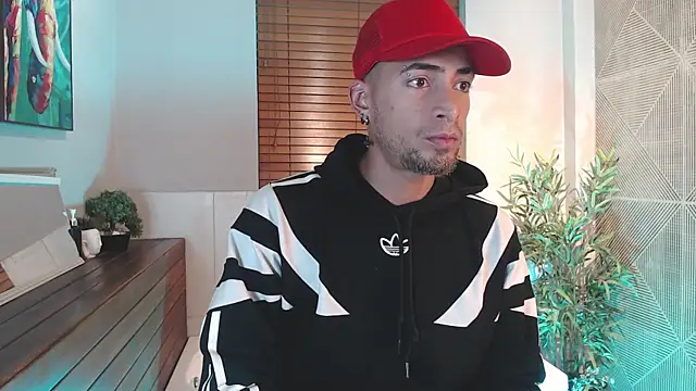 DrakeNeumann online show from April 9, 3:39 am