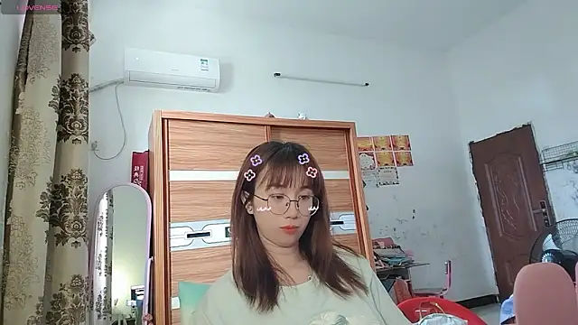 Lili 666 online show from April 21, 2:37 am