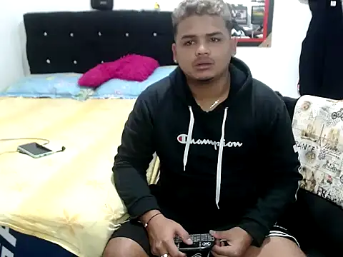 Boycuriousxxx online show from September 17, 11:34 am