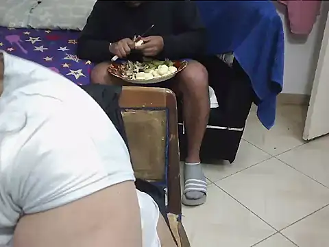 Boycuriousxxx online show from November 23, 12:21 am