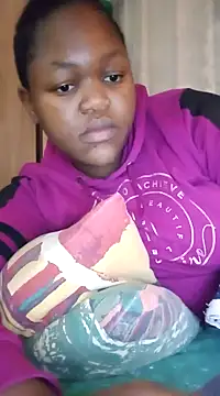 Snapshot of Sexymamibo chatting on March 14, 6:29 pm Sexymamibo online show from March 14, 6:29 pm