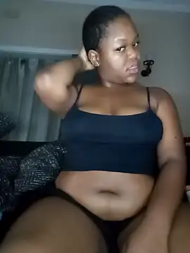 Snapshot of Sexymamibo chatting on March 18, 1:53 am Sexymamibo online show from March 18, 1:53 am