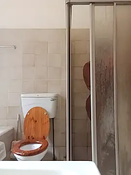 Snapshot of Sexymamibo chatting on March 21, 2:29 pm Sexymamibo online show from March 21, 2:29 pm