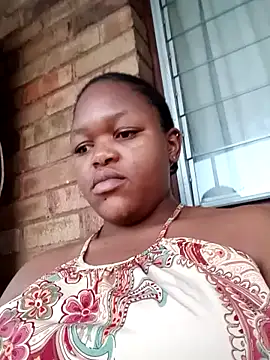 Snapshot of Sexymamibo chatting on March 22, 4:15 pm Sexymamibo online show from March 22, 4:15 pm