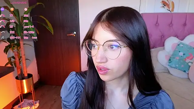 eimy22 online show from January 12, 5:11 pm