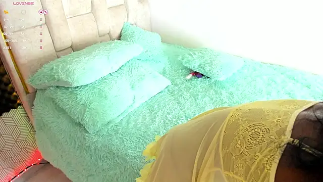 Valeria Thompson1 online show from January 31, 10:10 pm