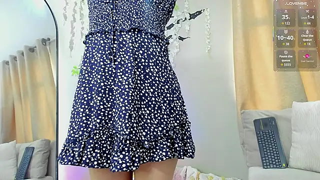 Miranda doll  online show from September 17, 1:02 pm