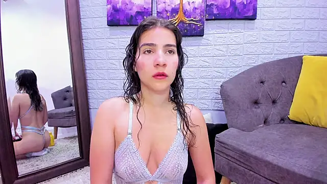 Miranda doll  online show from April 1, 12:17 pm