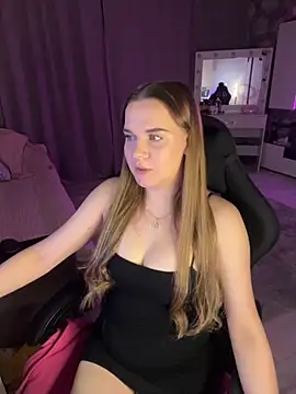 Snapshot of Lexi_noah chatting on October 5, 9:34 pm Lexi noah online show from October 5, 9:34 pm