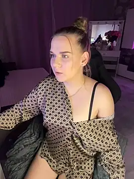 Snapshot of Lexi_noah chatting on October 12, 9:03 pm Lexi noah online show from October 12, 9:03 pm