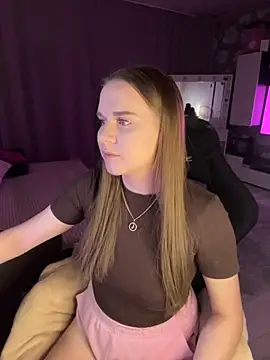 Lexi noah online show from November 18, 9:30 pm