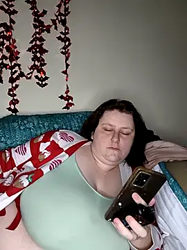 Snapshot of tvshtvsh24 chatting on September 28, 5:35 am tvshtvsh24 online show from September 28, 5:35 am