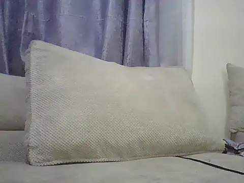 Snapshot of lishbusty chatting on December 3, 12:07 am lishbusty online show from December 3, 12:07 am