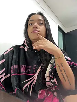 jjulietha95 online show from March 21, 11:56 pm