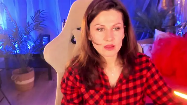 April o Nill online show from March 24, 5:18 pm