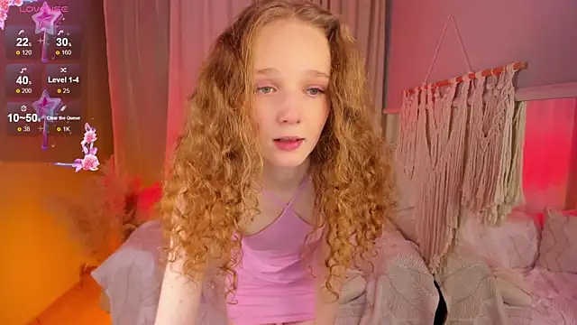 Snapshot of _Rose_Charming_ chatting on December 7, 1:03 am  Rose Charming  online show from December 7, 1:03 am