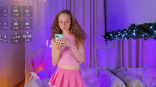 Snapshot of _Rose_Charming_ chatting on January 7, 12:55 am  Rose Charming  online show from January 7, 12:55 am