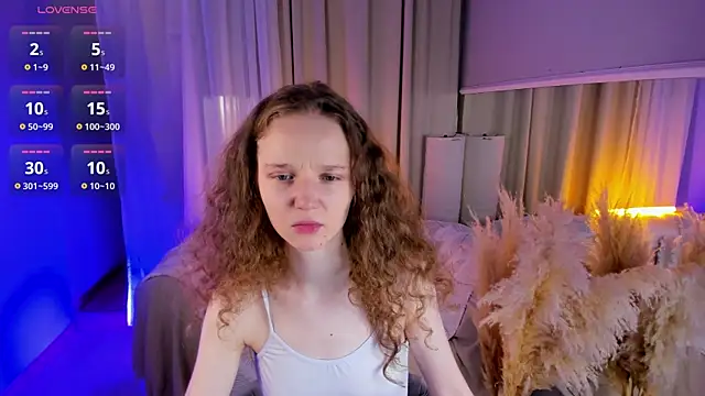 Snapshot of _Rose_Charming_ chatting on January 22, 9:54 pm  Rose Charming  online show from January 22, 9:54 pm