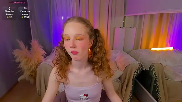 Snapshot of _Rose_Charming_ chatting on January 26, 12:48 am  Rose Charming  online show from January 26, 12:48 am