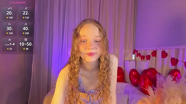 Snapshot of _Rose_Charming_ chatting on February 11, 9:56 pm  Rose Charming  online show from February 11, 9:56 pm