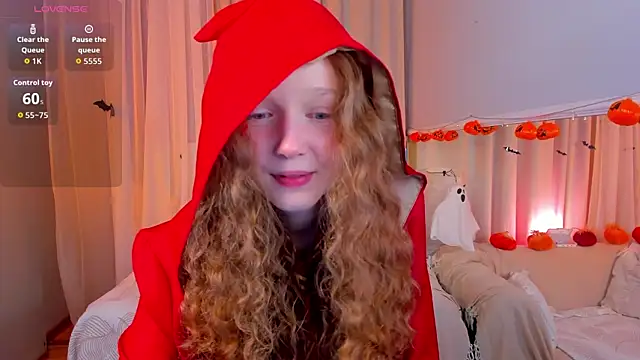 Snapshot of _Rose_Charming_ chatting on October 21, 5:46 pm  Rose Charming  online show from October 21, 5:46 pm