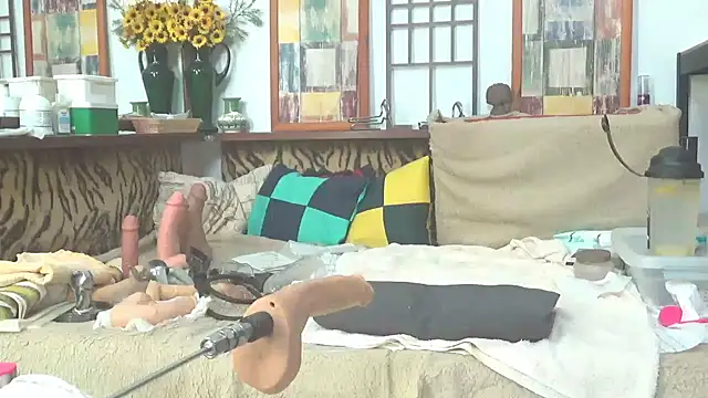 Snapshot of RitaMinx chatting on November 22, 4:22 am RitaMinx online show from November 22, 4:22 am