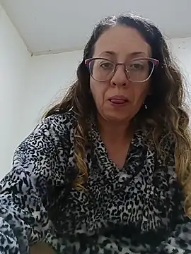 miss hanna07 online show from October 28, 4:27 am