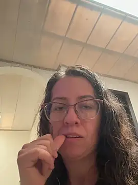 miss hanna07 online show from April 16, 2:51 pm