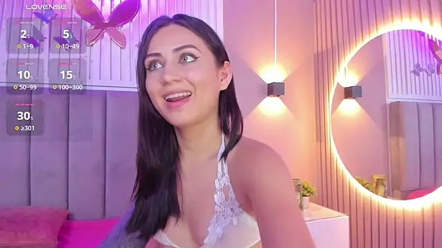 Snapshot of diosa_cristal chatting on February 9, 6:33 am diosa cristal online show from February 9, 6:33 am