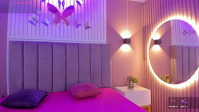 Snapshot of diosa_cristal chatting on February 25, 3:42 am diosa cristal online show from February 25, 3:42 am