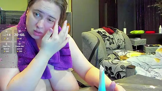 1lindsey1 online show from September 19, 4:51 pm