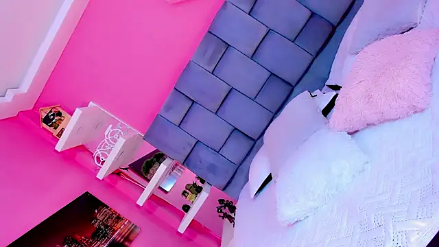 Saamanthaa11 online show from April 21, 5:14 am