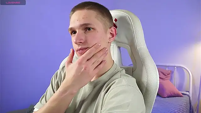 dustyn fox online show from March 2, 6:40 pm