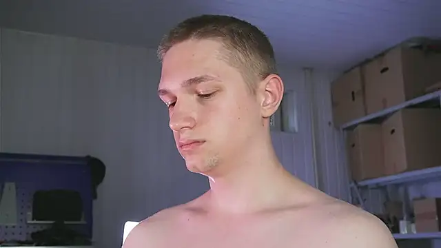 dustyn fox online show from March 28, 7:08 am