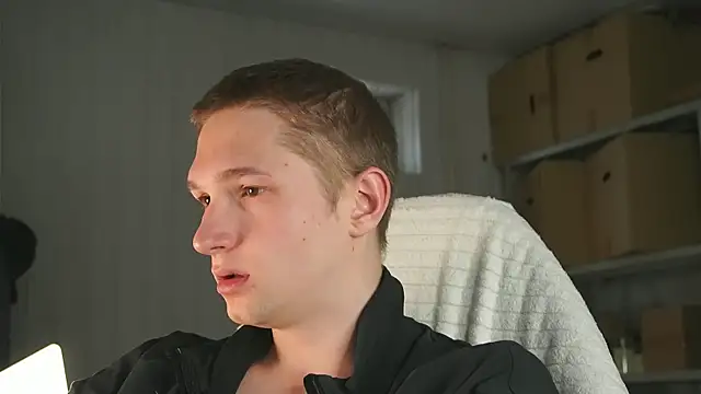 dustyn fox online show from April 24, 10:07 am