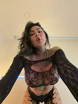 Iam Annii online show from February 27, 11:05 pm