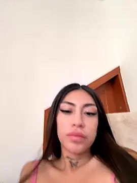 Effy Bonny online show from November 6, 4:30 pm