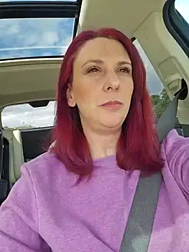 Snapshot of MissyRoulette chatting on February 6, 6:46 pm MissyRoulette online show from February 6, 6:46 pm