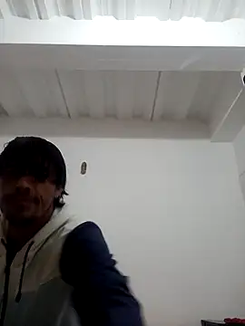 Snapshot of Leandona chatting on November 3, 3:46 pm Leandona online show from November 3, 3:46 pm