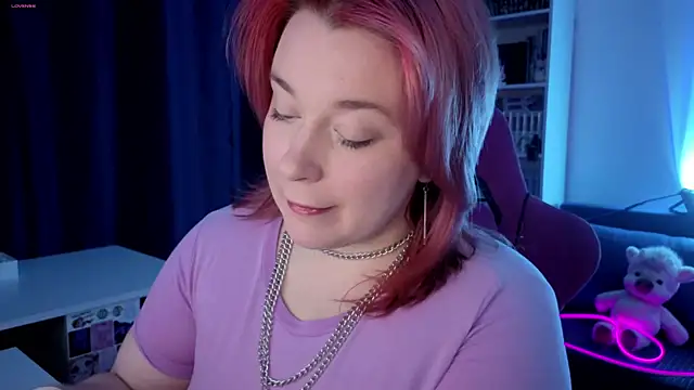 Snapshot of gitera_ chatting on June 12, 9:35 pm gitera online show from June 12, 9:35 pm